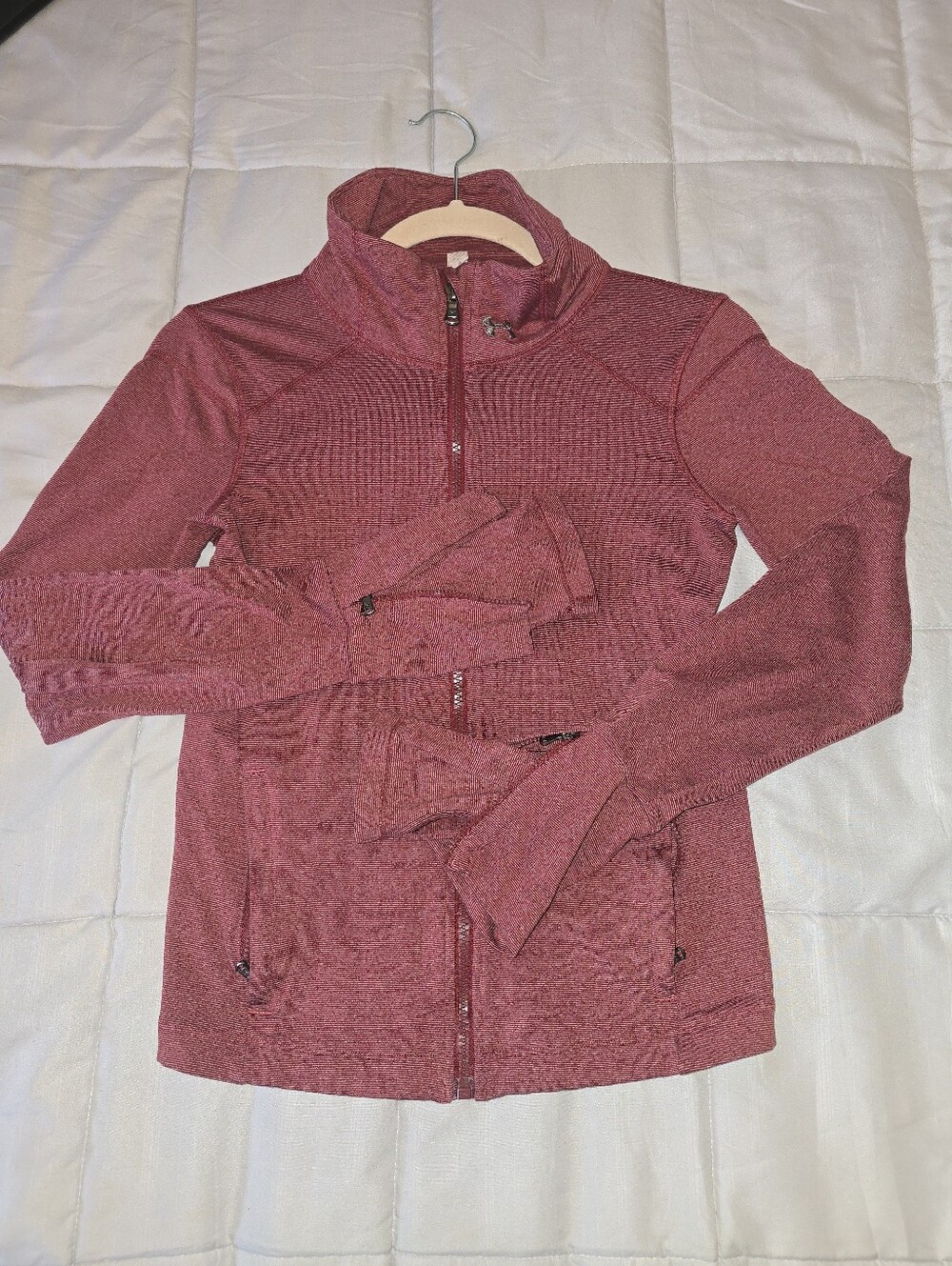 Under Armour Fitted Cropped-Back Zip-Up Jacket